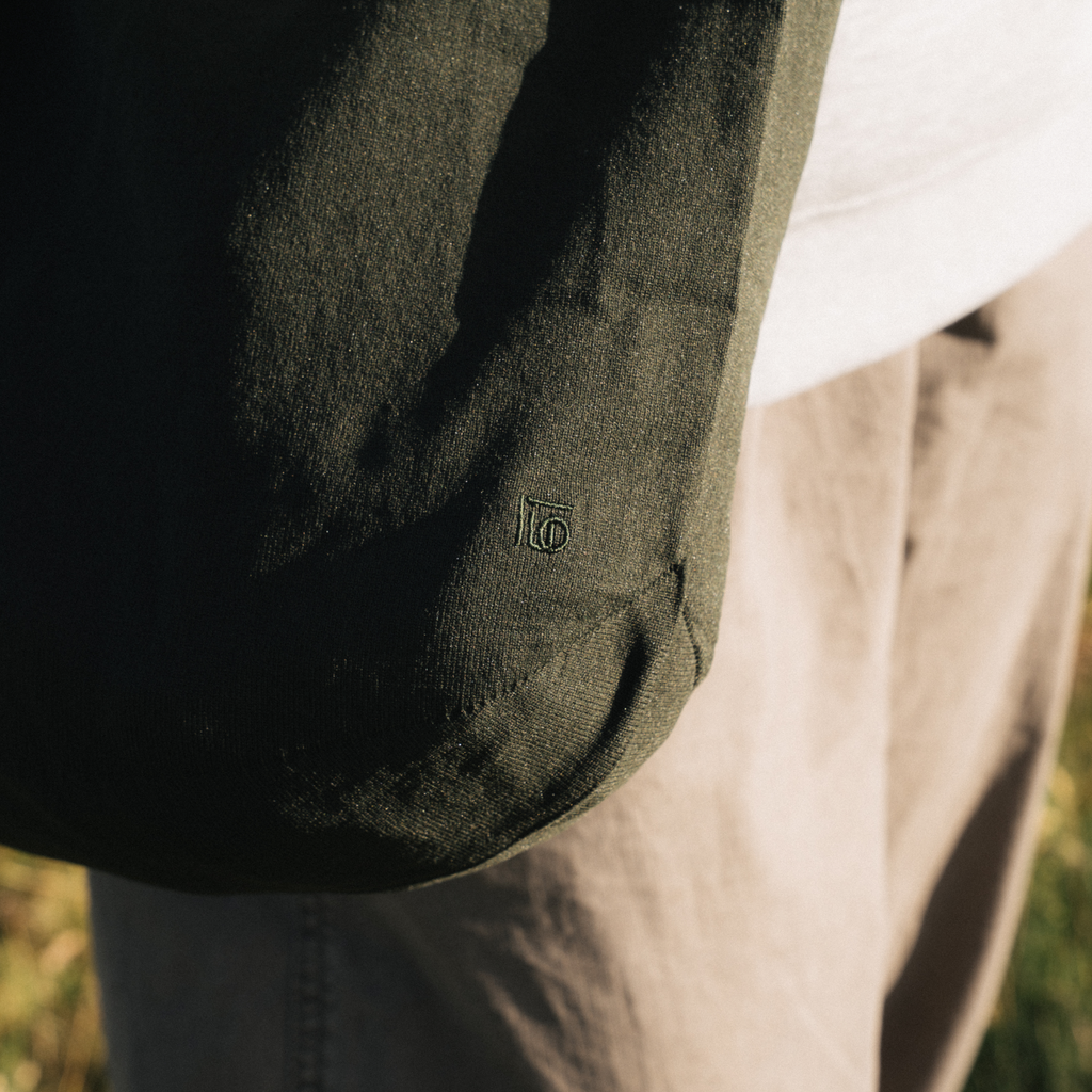 Kinto FUTO sling bag dark green 4