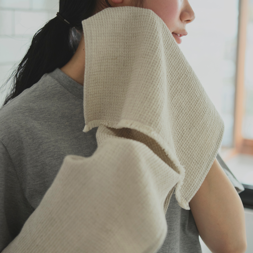 KINTO FUTO WAFFLE HAND TOWEL 820X320MM OFF-WHITE