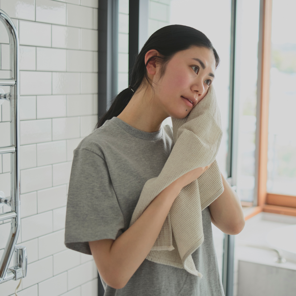 Kinto FUTO waffle hand towel 820x320mm off-white 2