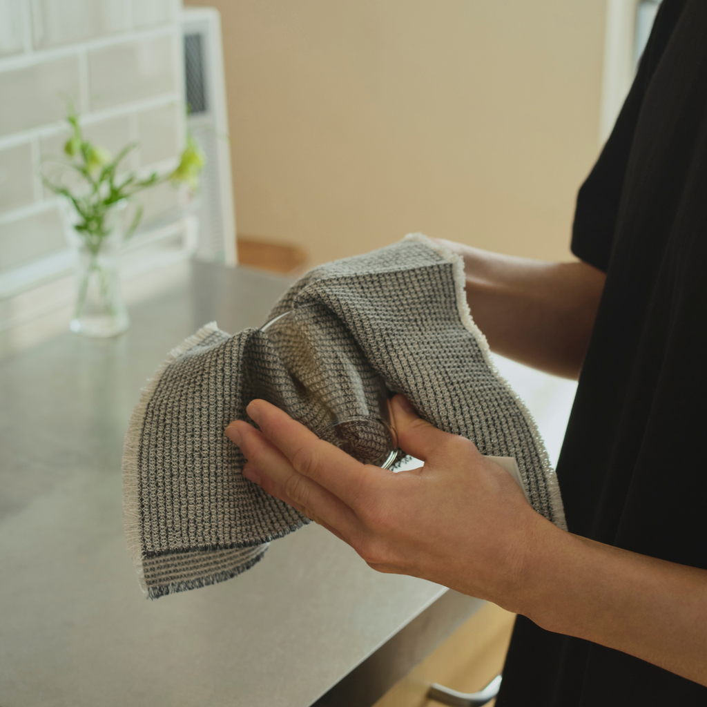 Kinto FUTO waffle face cloth 360x360mm gray 2