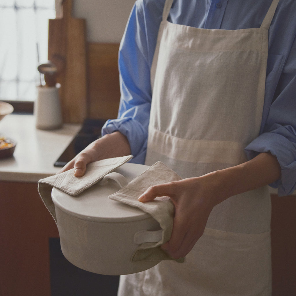 KINTO FUTO LINEN FULL APRON WHITE