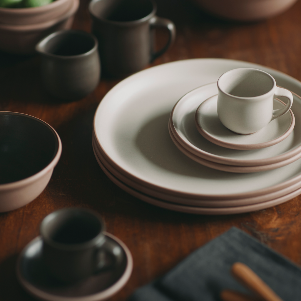 Kinto MUI plate 160mm sand beige 3