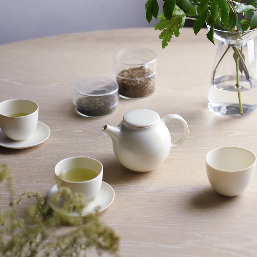 KINTO PEBBLE CUP & SAUCER 180ML WHITE