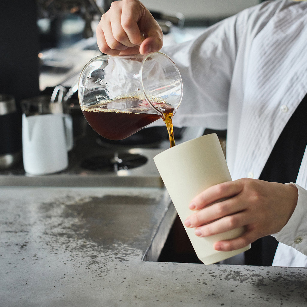 Kinto TO GO TUMBLER 480ml with straw white 4