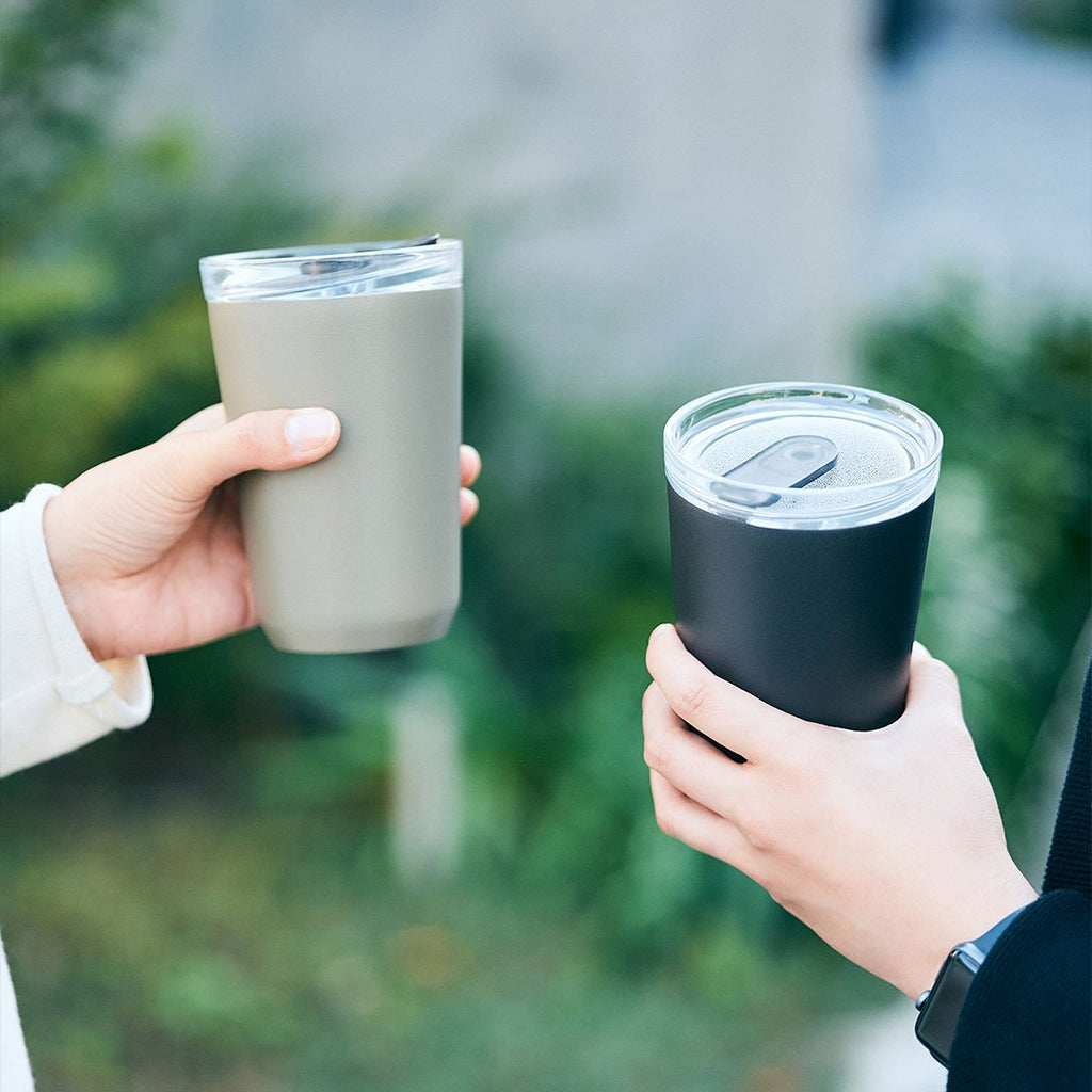 KINTO TO GO TUMBLER 360ML WITH PLUG BLACK