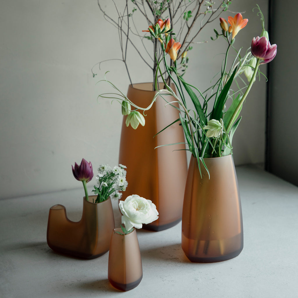 KINTO TRE VASE 200X120X175MM  AMBER