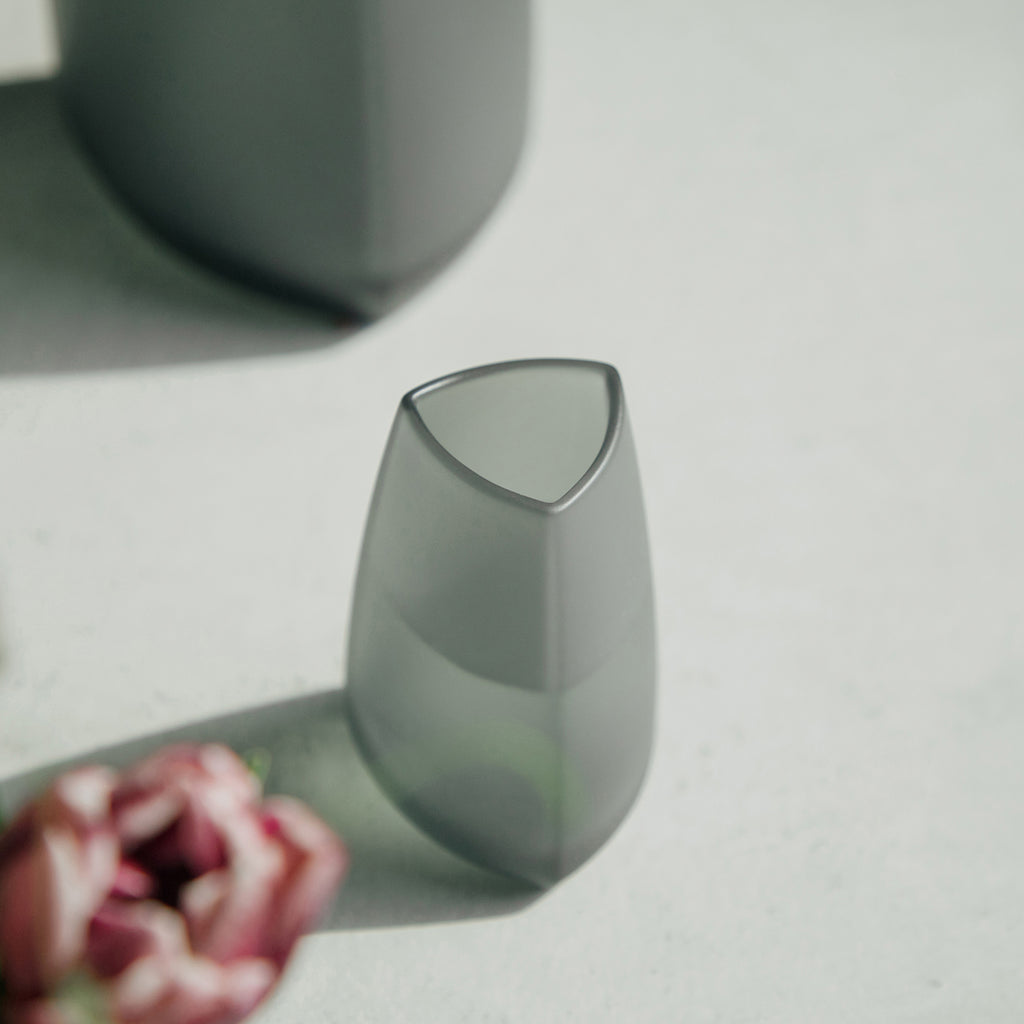 Kinto TRE vase 65x100mm smoke 5